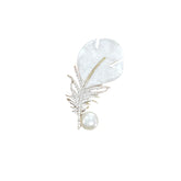 Fashion Crystal Shell Feather Brooch Pins For Women Luxury White Pearl Clothing Accessories