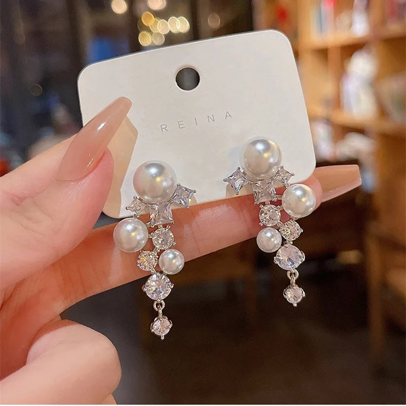 Classic Elegant Imitation Double Pearl Dangle Earrings For Women