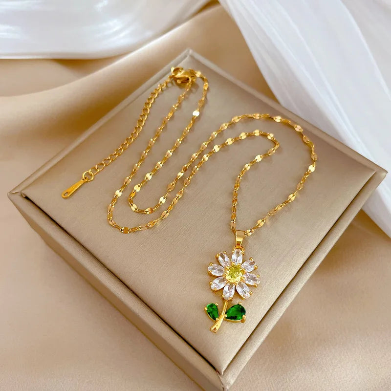 Green Leaf Flower Zircon Necklace and Earrings Set