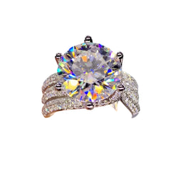 Sparkling Twisted Metal Inlaid White Zircon Ring for Women's